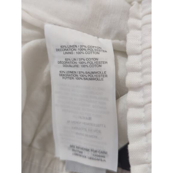 J. Crew Pull-on Short - Size M - White & Navy Floral Embroidery Scalloped Trim - Picture 9 of 9